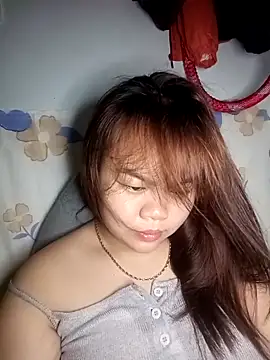 Truxcy1 online show from May 11, 1:44 am