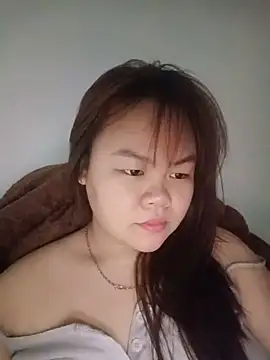 Truxcy1 online show from May 14, 6:09 am