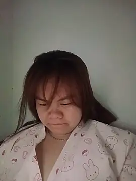 Truxcy1 online show from May 18, 9:04 am