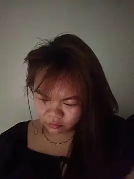 Truxcy1 online show from May 20, 7:36 am