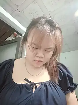 Truxcy1 online show from May 26, 5:53 pm