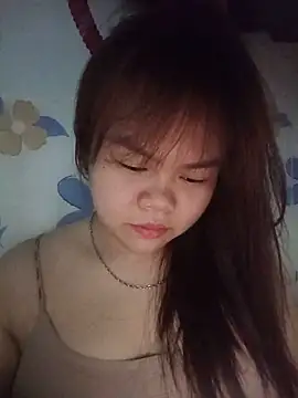 Truxcy1 online show from May 29, 8:29 pm