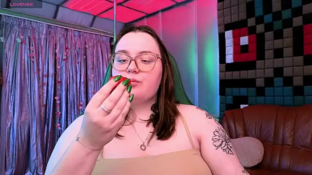 CatherineClaire online show from May 19, 4:35 pm