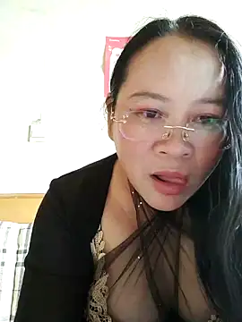 Snapshot of lymm78 chatting on May 10, 12:27 am lymm78 online show from May 10, 12:27 am