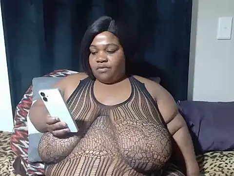 BBWMIDGET40 online show from April 25, 4:26 pm