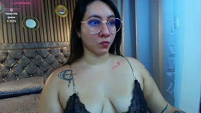 Snapshot of Agata_Monroe chatting on May 6, 7:19 pm Agata Monroe online show from May 6, 7:19 pm