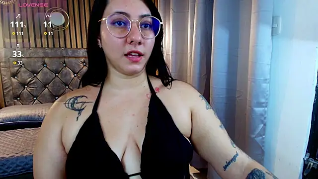 Snapshot of Agata_Monroe chatting on May 15, 7:32 pm Agata Monroe online show from May 15, 7:32 pm
