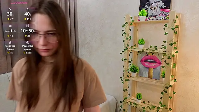 Snapshot of Katonysusant chatting on May 11, 5:43 pm Katonysusant online show from May 11, 5:43 pm