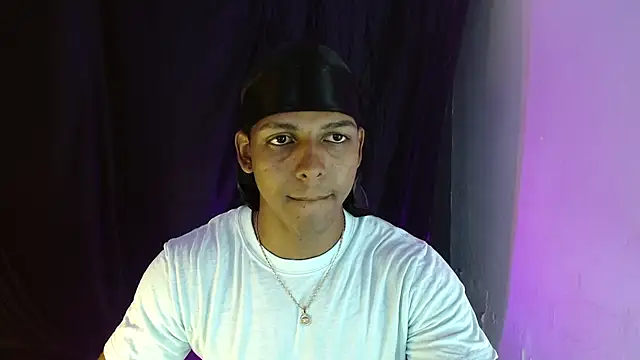 zoriel bigcock online show from May 8, 6:24 pm