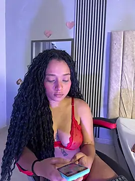 Snapshot of khiara_jhones chatting on May 17, 11:01 pm khiara jhones online show from May 17, 11:01 pm