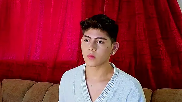 Snapshot of josethariaz25 chatting on April 23, 3:58 pm josethariaz25 online show from April 23, 3:58 pm