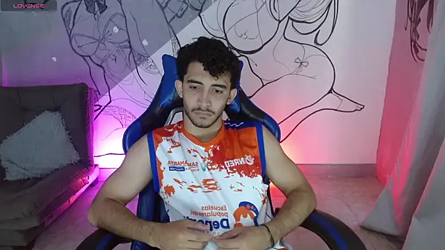 caius bigcock1 online show from May 14, 12:34 pm