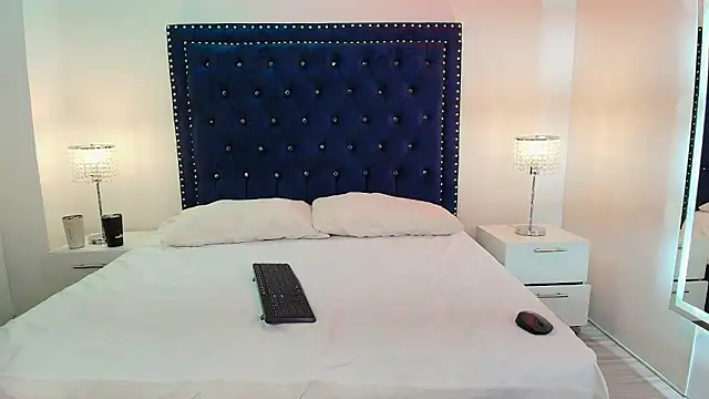 Alissa and alann online show from April 27, 11:08 am