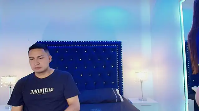 Alissa and alann online show from May 20, 11:27 am