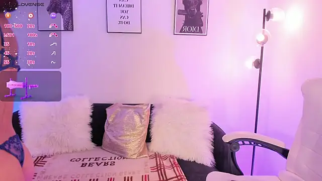 LizzyPonce  online show from May 29, 4:10 am