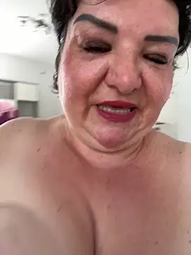 Snapshot of curvymilfmicha chatting on August 4, 2:41 pm curvymilfmicha online show from August 4, 2:41 pm