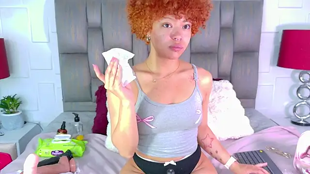 Snapshot of KeiryGinger chatting on May 24, 4:12 pm KeiryGinger online show from May 24, 4:12 pm