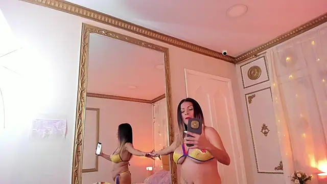 Snapshot of cris_milk chatting on June 17, 7:26 pm cris milk online show from June 17, 7:26 pm