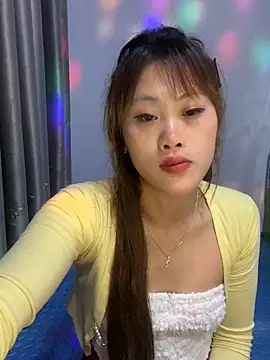Snapshot of Ly-sexyy chatting on April 22, 5:14 pm Ly-sexyy online show from April 22, 5:14 pm