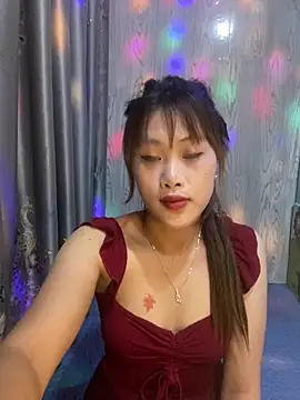 Snapshot of Ly-sexyy chatting on April 24, 8:06 am Ly-sexyy online show from April 24, 8:06 am