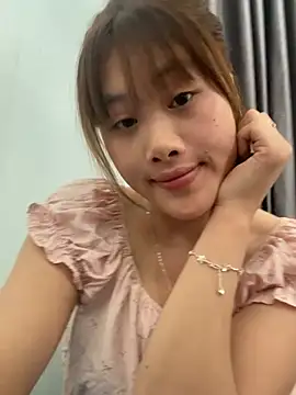 Snapshot of Ly-sexyy chatting on May 14, 4:19 am Ly-sexyy online show from May 14, 4:19 am
