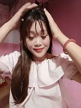 Ly-sexyy online show from June 25, 11:59 am