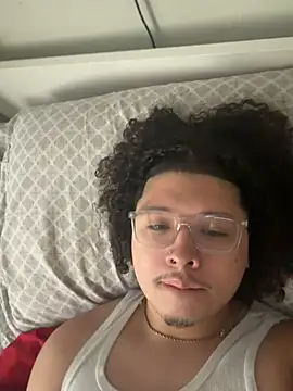 Snapshot of luv_chino chatting on May 25, 2:12 pm luv chino online show from May 25, 2:12 pm