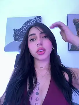 Snapshot of IsabellaNoir_ chatting on May 5, 8:39 pm IsabellaNoir online show from May 5, 8:39 pm