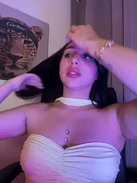 Snapshot of IsabellaNoir_ chatting on May 8, 11:54 pm IsabellaNoir online show from May 8, 11:54 pm