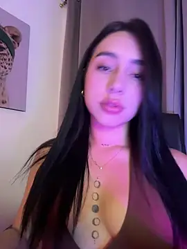Snapshot of IsabellaNoir_ chatting on May 13, 11:44 pm IsabellaNoir online show from May 13, 11:44 pm