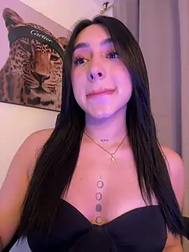 Snapshot of IsabellaNoir_ chatting on May 26, 11:12 pm IsabellaNoir online show from May 26, 11:12 pm