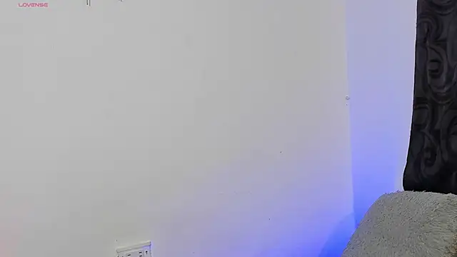  IanLark online show from May 16, 12:07 am
