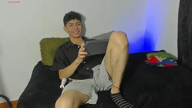  IanLark online show from May 30, 7:38 am