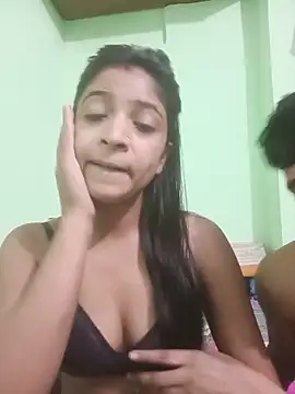 Snapshot of hot-couple-0 chatting on May 25, 10:10 am hot-couple-0 online show from May 25, 10:10 am