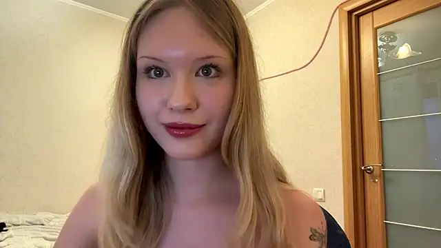 HoneyBlink online show from May 6, 2:11 pm