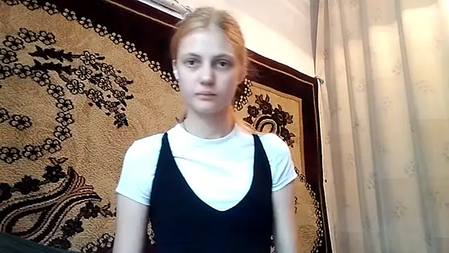 LunaLaday online show from May 18, 2:40 am