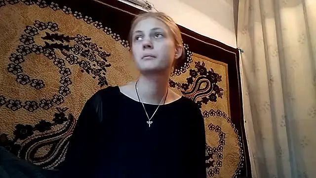 LunaLaday online show from May 21, 2:18 am