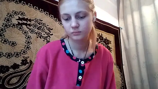 LunaLaday online show from May 22, 3:24 am