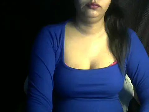 Snapshot of aaysha_lov chatting on May 9, 11:43 pm aaysha lov online show from May 9, 11:43 pm