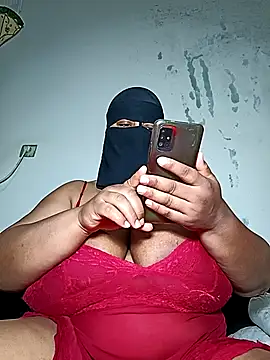 Snapshot of Loly_mor26 chatting on April 28, 5:01 am Loly mor26 online show from April 28, 5:01 am