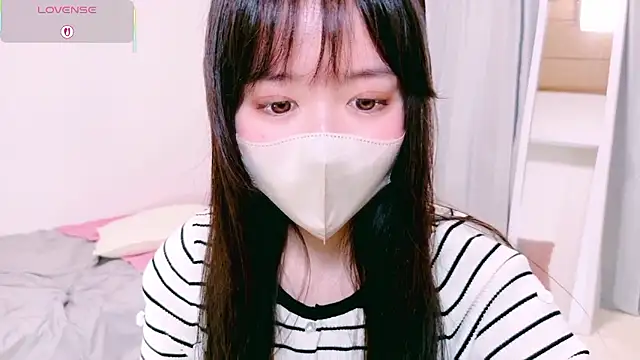 mayu chan  online show from May 23, 12:20 pm