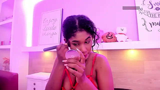 AlissonJamess online show from May 20, 2:01 pm