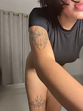 Snapshot of Prissi_rivas2 chatting on May 14, 4:41 am Prissi rivas2 online show from May 14, 4:41 am