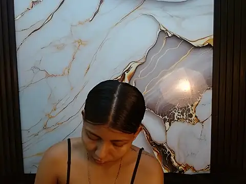 AndreaSerpa online show from May 18, 8:25 pm