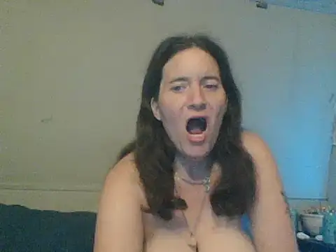 Mini83 online show from May 11, 8:39 pm