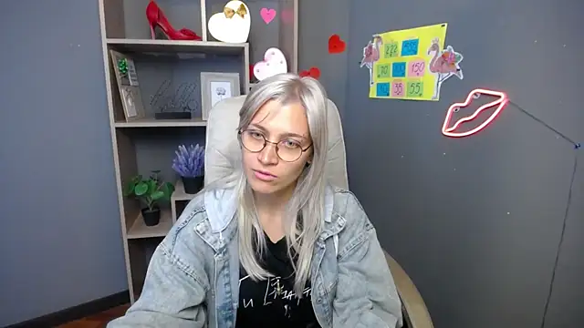 RubyDaviss online show from May 6, 5:57 am