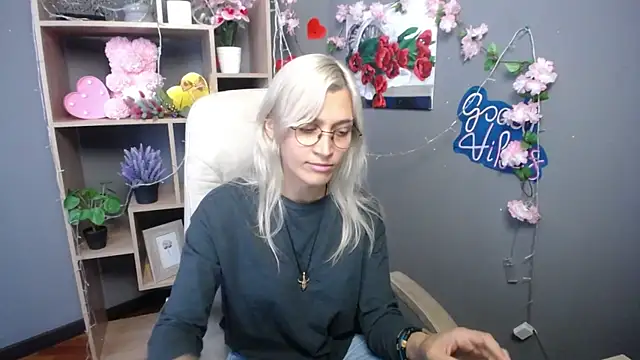 RubyDaviss online show from May 28, 12:13 pm