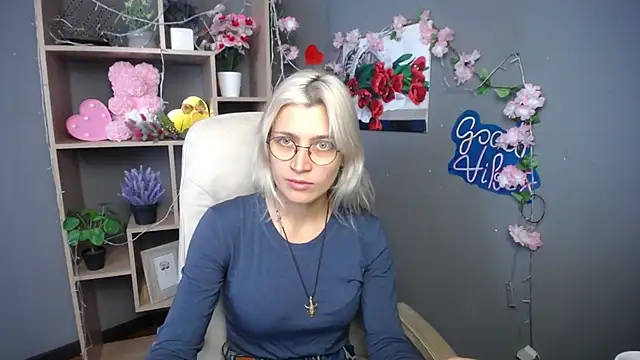 RubyDaviss online show from May 31, 5:59 am