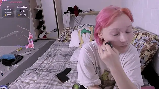 Snapshot of VikaViktoria chatting on May 24, 6:02 pm VikaViktoria online show from May 24, 6:02 pm