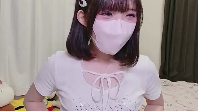 hiyo0001 online show from May 11, 2:56 pm